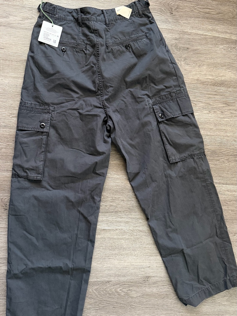American Eagle Outfitters Wide-Leg Cargo Pants in Dark Brown - Picture 5 of 6